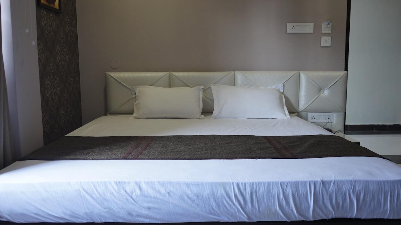 Hotel Golden Tulip Jalpaiguri Ngoại thất bức ảnh